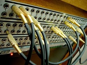 There�s Gold in them there connectors!